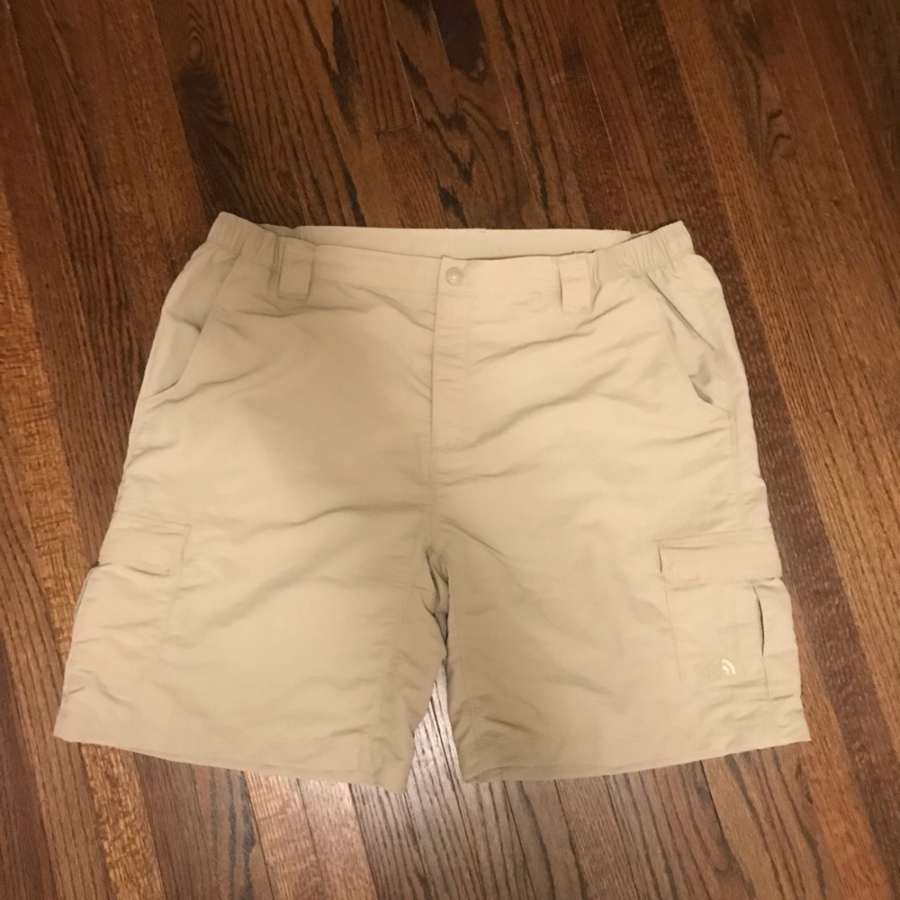 Men’s North Face Cargo Khakis